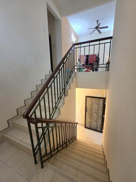 Rumah Bandar untuk Dijual di Taman Lagenda Mas (Cheras) - Mike Lim - Corridor - PropertyGuru.com.my