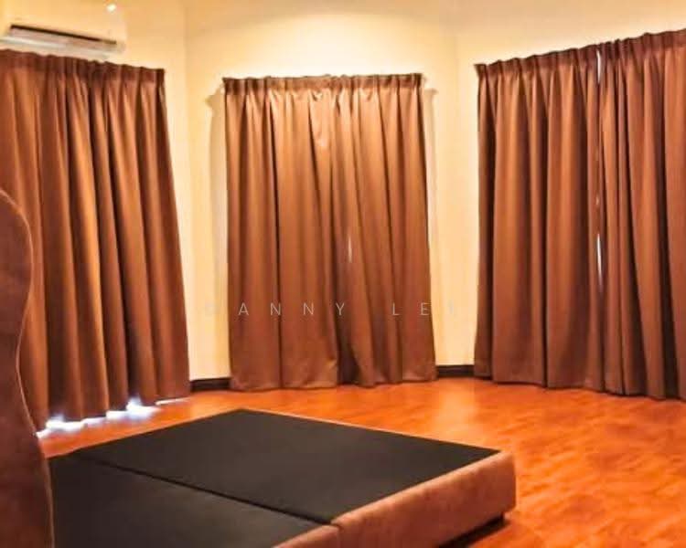 Semi-Detached House for Sale in Bandar Kinrara (Selangor) - Danny Lee - Bedroom - PropertyGuru.com.my