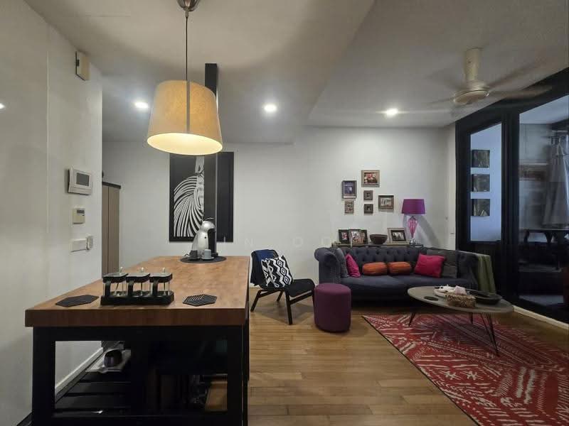 Kediaman Servis untuk Disewa di Arcoris Residences - Jin Ooi - Living Room - PropertyGuru.com.my