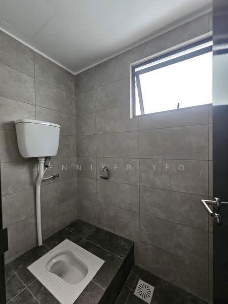 Kedai untuk Disewa di BANDAR PUCHONG JAYA (Puchong) - Jennifer Yeo - Bathroom - PropertyGuru.com.my