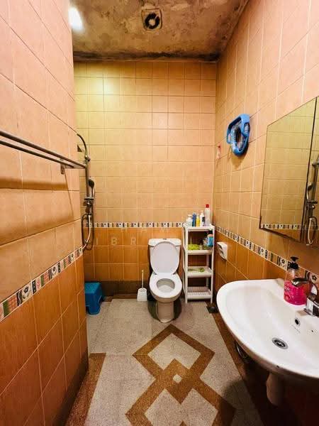Rumah Teres 2-Tingkat untuk Dijual di Kota Damansara (Petaling Jaya) - Hawa Ibrahim - Bathroom - PropertyGuru.com.my