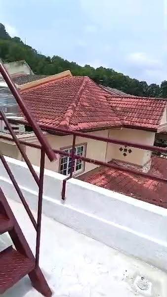 2.5-storey Terraced House for Rent in BANDAR PUCHONG JAYA (Puchong) - Alvin Phoon - Roof - PropertyGuru.com.my