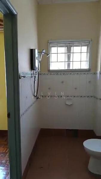 2.5-storey Terraced House for Rent in BANDAR PUCHONG JAYA (Puchong) - Alvin Phoon - Bathroom - PropertyGuru.com.my