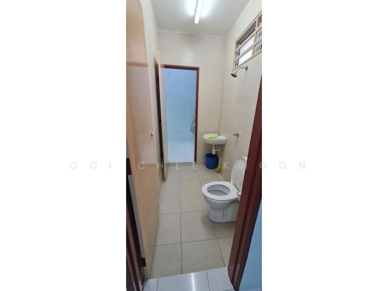 2-storey Terraced House for Sale in Bandar Tasek Mutiara (Simpang Ampat) - Ooi Chee Khoon - Bathroom - PropertyGuru.com.my