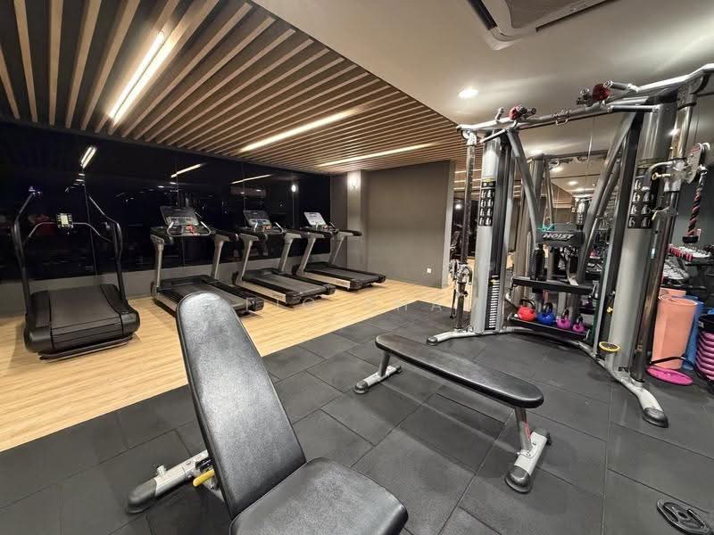 Kediaman Servis untuk Dijual di Henna Residence  @ The Quartz WM - Afiq Sham - Gym - PropertyGuru.com.my