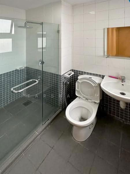 Kondominium untuk Dijual di Surian Condominium - Tarsha Lim - Bathroom - PropertyGuru.com.my