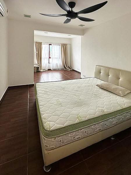 Kondominium untuk Dijual di Surian Condominium - Tarsha Lim - Bedroom - PropertyGuru.com.my