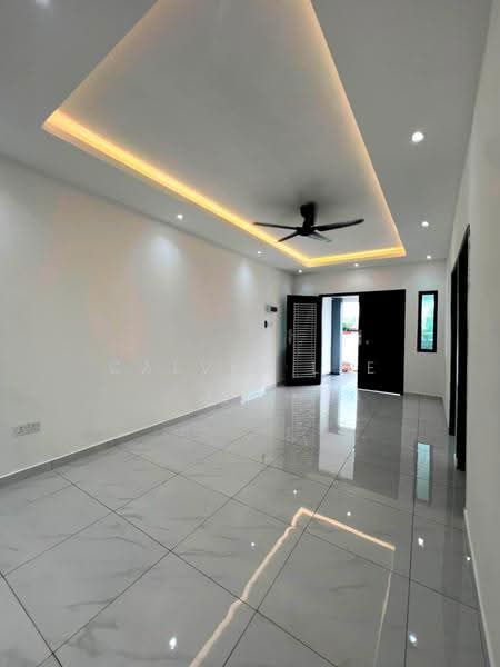 1-storey Terraced House for Sale in Taman Johor Jaya (Johor Bahru) - Calvin Lee - Living Room - PropertyGuru.com.my