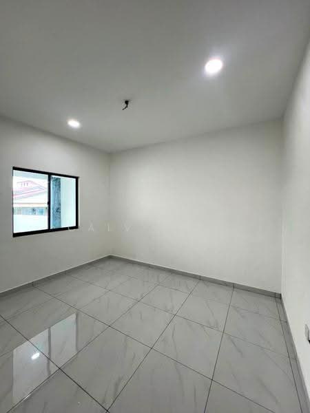1-storey Terraced House for Sale in Taman Johor Jaya (Johor Bahru) - Calvin Lee - Interior - PropertyGuru.com.my
