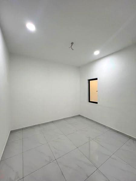 1-storey Terraced House for Sale in Taman Johor Jaya (Johor Bahru) - Calvin Lee - Interior - PropertyGuru.com.my