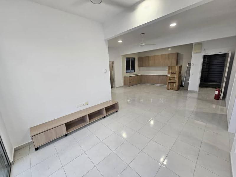 Pangsapuri untuk Disewa di Opal - Ethan Chin - Living Room - PropertyGuru.com.my
