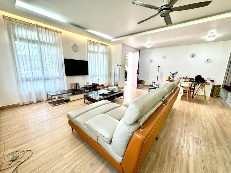 Rumah Kluster untuk Disewa di Taman Gaya (Ulu Tiram) - Jessica Boey - Living Room - PropertyGuru.com.my