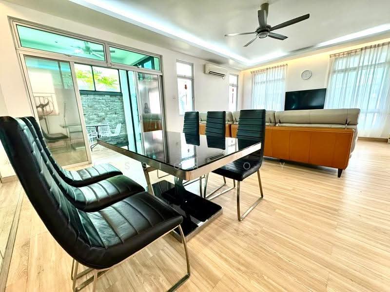 Rumah Kluster untuk Disewa di Taman Gaya (Ulu Tiram) - Jessica Boey - Living Room - PropertyGuru.com.my
