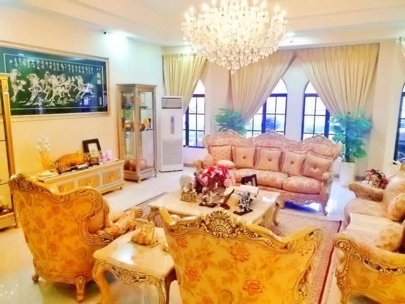 Bungalow House for Sale in Damansara Idaman (Ara Damansara) - Caindy Wong - Living Room - PropertyGuru.com.my