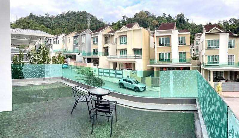 Rumah Berkembar untuk Dijual di One Sierra (Selayang) - Wilson Wong - PropertyGuru.com.my