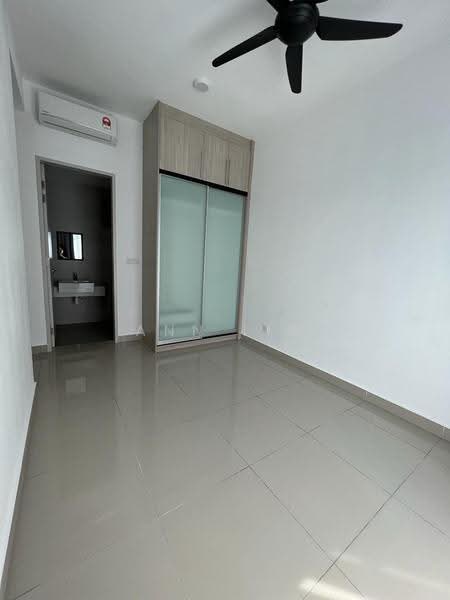 Service Residence for Sale at Citizen 2 - Ann Lim - Bedroom - PropertyGuru.com.my
