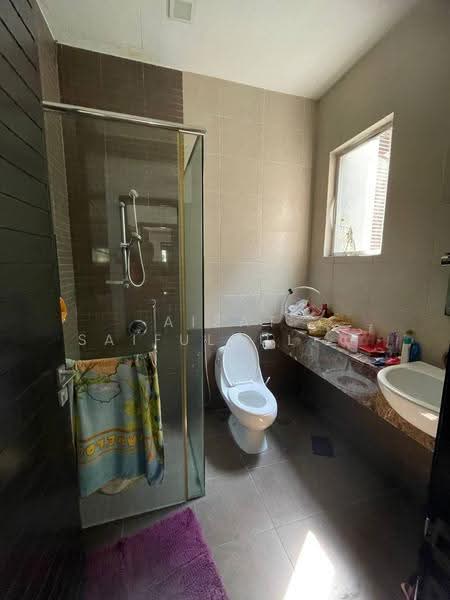 Rumah Berkembar untuk Disewa di Desa Sri Hartamas (Sri Hartamas) - Aizat Saifulrullah - Bathroom - PropertyGuru.com.my