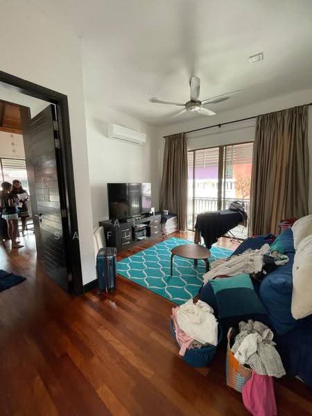 Rumah Berkembar untuk Disewa di Desa Sri Hartamas (Sri Hartamas) - Aizat Saifulrullah - Living Room - PropertyGuru.com.my