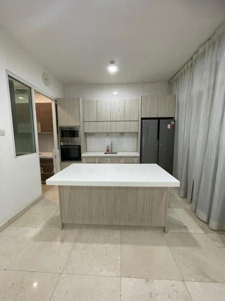 Semi-Detached House for Rent in Desa Sri Hartamas (Sri Hartamas) - Aizat Saifulrullah - Kitchen - PropertyGuru.com.my