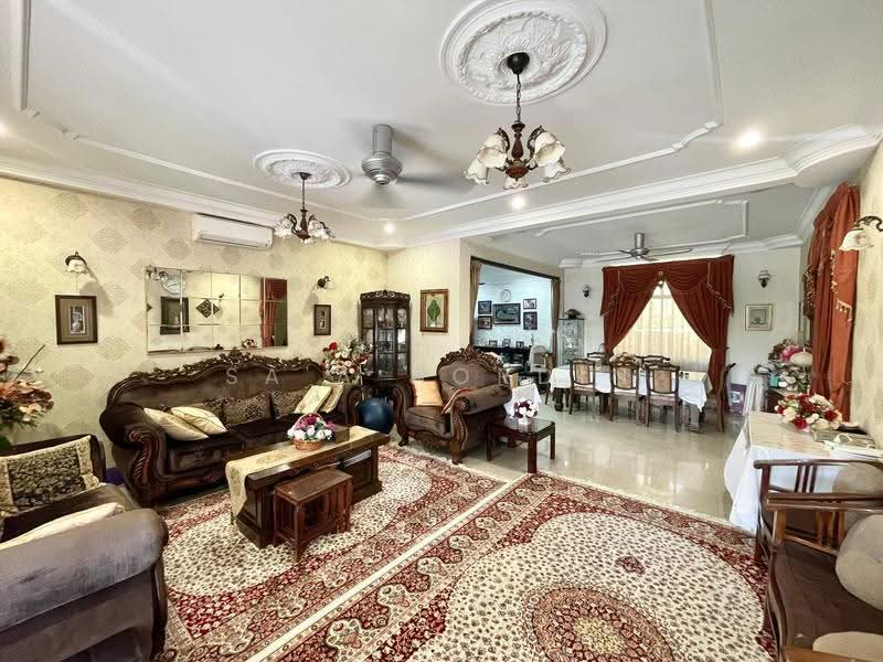 Bungalow House untuk Dijual di Seksyen 2 (Shah Alam) - Sa'a Nordin - Living Room - PropertyGuru.com.my