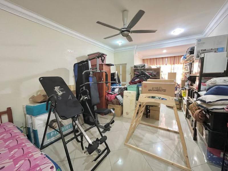 Bungalow House untuk Dijual di Seksyen 2 (Shah Alam) - Sa'a Nordin - Living Room - PropertyGuru.com.my