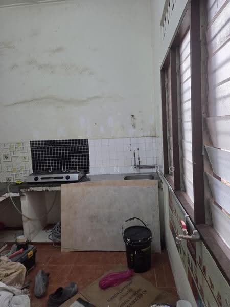 Rumah Teres 1-Tingkat untuk Disewa di Kampung Sungai Way (Petaling Jaya) - Juliana Ng - Kitchen - PropertyGuru.com.my