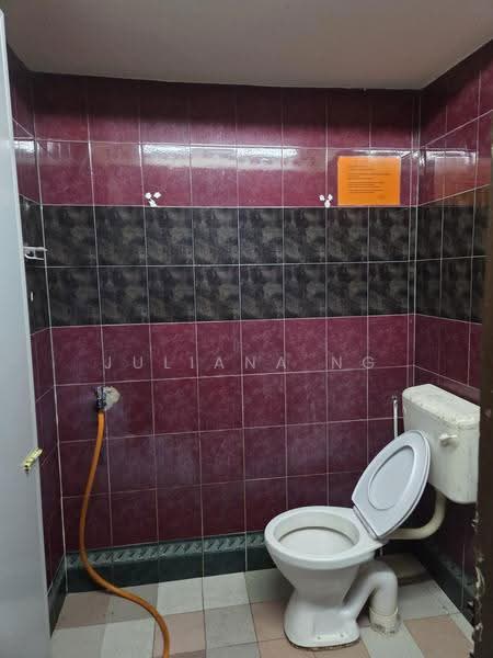 Rumah Teres 1-Tingkat untuk Disewa di Kampung Sungai Way (Petaling Jaya) - Juliana Ng - Bathroom - PropertyGuru.com.my