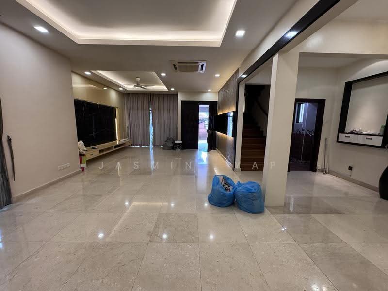 Bungalow House for Sale in Bandar Damai Perdana (Cheras) - Jasmine Yap - Living Room - PropertyGuru.com.my