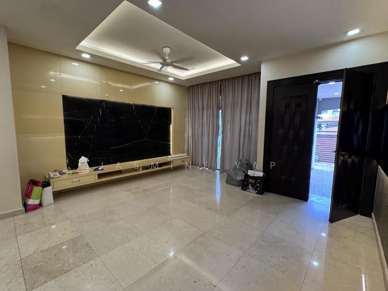 Bungalow House for Sale in Bandar Damai Perdana (Cheras) - Jasmine Yap - Living Room - PropertyGuru.com.my