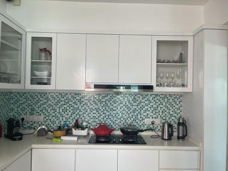 Kondominium untuk Dijual di Gold Coast Resort Condominium - Irene Goh - Kitchen - PropertyGuru.com.my
