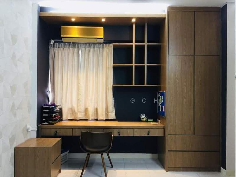 Kondominium untuk Dijual di Gold Coast Resort Condominium - Irene Goh - Study - PropertyGuru.com.my