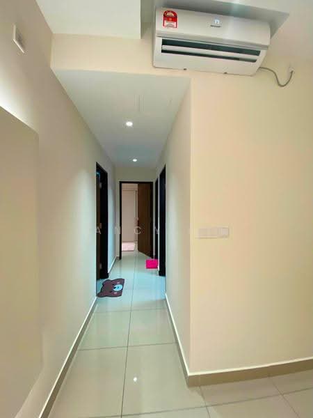 Service Residence for Rent at Veranda Residence - Vancy Lim - Corridor - PropertyGuru.com.my