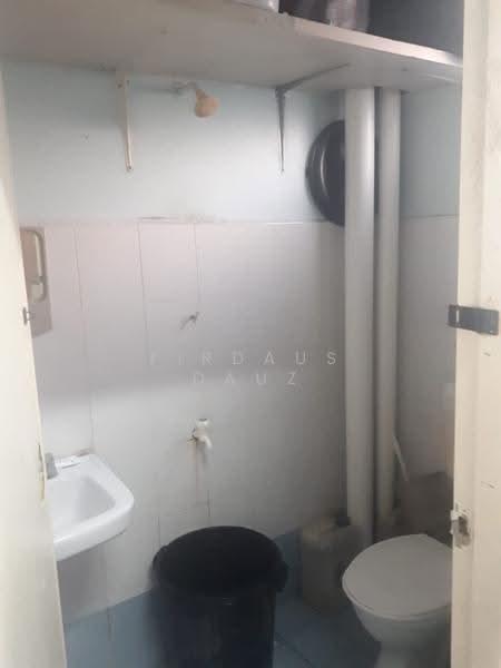 Apartment for Sale at Taman Seri Setanggi - Firdaus Dauz - Bathroom - PropertyGuru.com.my
