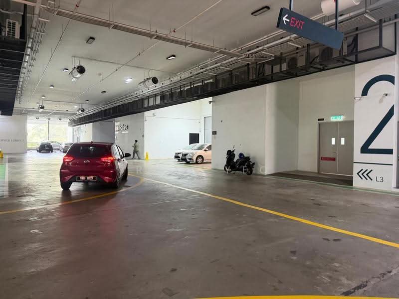 Shop / Office untuk Dijual di Taman Sains Selangor (Kota Damansara) - Bryan Yeo - Car Park - PropertyGuru.com.my