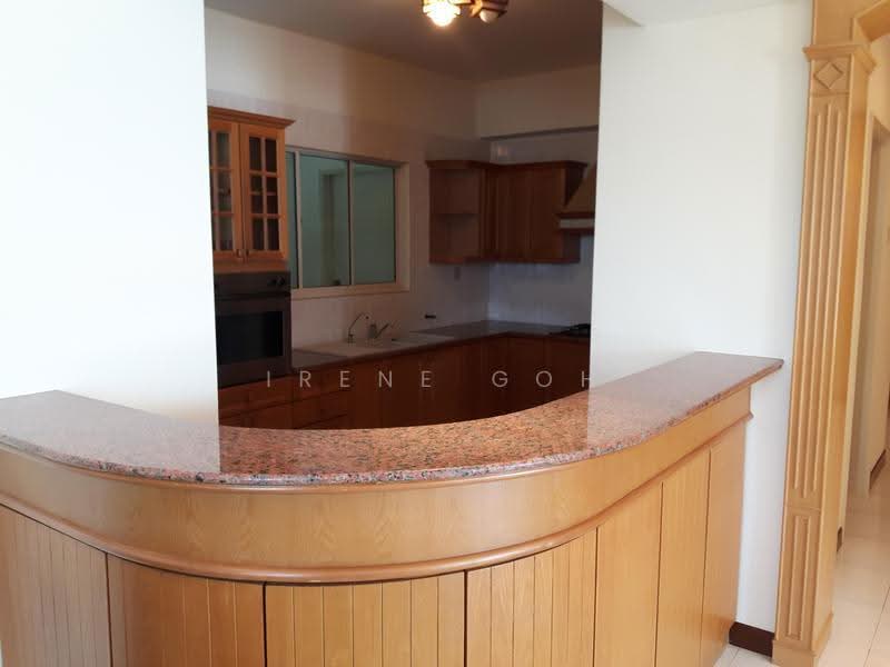 Kondominium untuk Disewa di Gold Coast Resort Condominium - Irene Goh - Kitchen - PropertyGuru.com.my