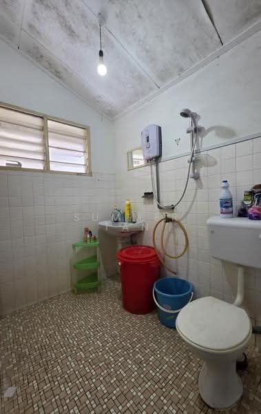 Rumah Teres 2-Tingkat untuk Dijual di Damansara Kim (Petaling Jaya) - Summer Tan - Bathroom - PropertyGuru.com.my