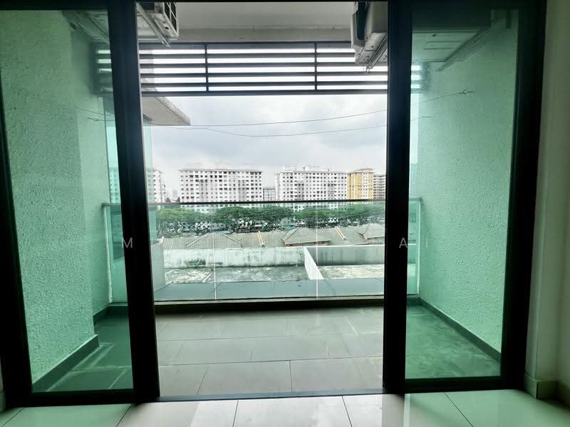 Kondominium untuk Disewa di Riverville Residences - Michelle Chai - Balcony - PropertyGuru.com.my