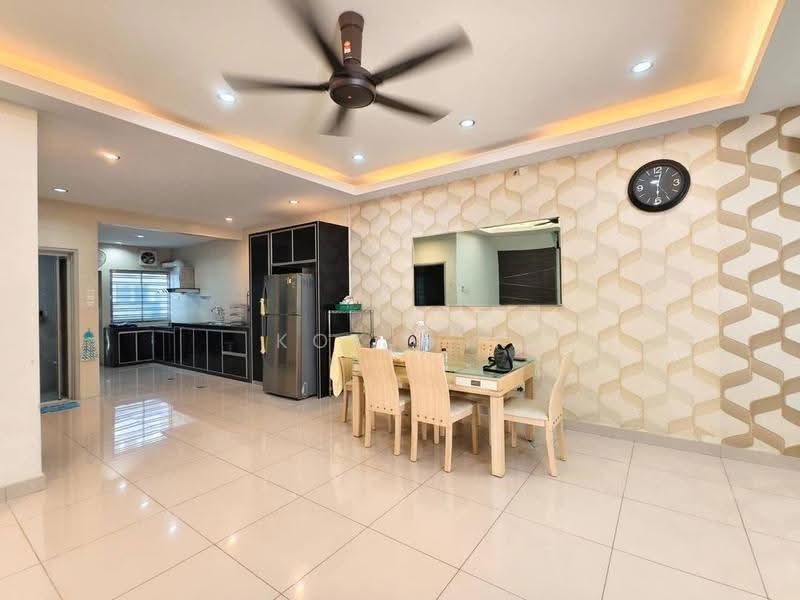 Rumah Teres 2-Tingkat untuk Dijual di Taman Impian Emas (Skudai) - Kok Hui - Dining Room - PropertyGuru.com.my