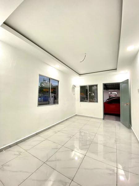 1-storey Terraced House for Sale in Taman Dahlia (Tampoi) - MUHAMAD AZRI - Interior - PropertyGuru.com.my