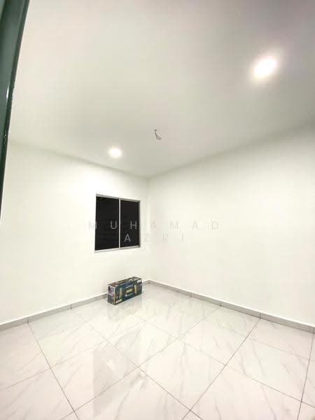 1-storey Terraced House for Sale in Taman Dahlia (Tampoi) - MUHAMAD AZRI - Interior - PropertyGuru.com.my
