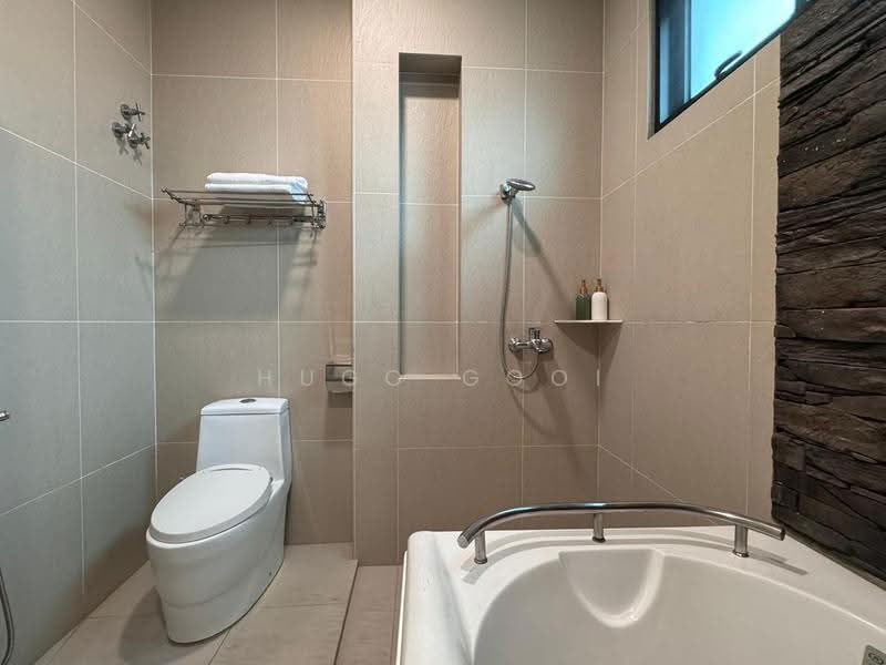 Bungalow House for Rent in Saujana Impian (Kajang) - Hugo Gooi - Bathroom - PropertyGuru.com.my