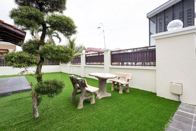 Bungalow House for Rent in Saujana Impian (Kajang) - Hugo Gooi - Exterior - PropertyGuru.com.my