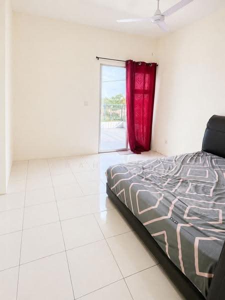 Rumah Bandar untuk Disewa di Dengkil (Selangor) - Farah Hanan - Bedroom - PropertyGuru.com.my