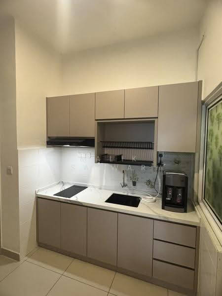 Kediaman Servis untuk Disewa di Saville D'lake - Malik Sarwar - Kitchen - PropertyGuru.com.my