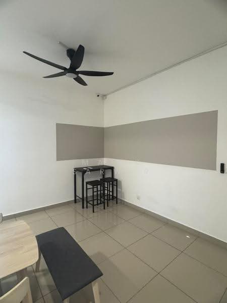 Kediaman Servis untuk Disewa di Saville D'lake - Malik Sarwar - Interior - PropertyGuru.com.my