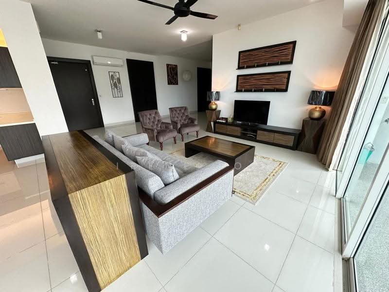 Kondominium untuk Disewa di Gurney Paragon - Irene Goh - Living Room - PropertyGuru.com.my