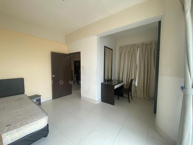 Pangsapuri untuk Disewa di Bayu Marina - Tony Chong - Bedroom - PropertyGuru.com.my