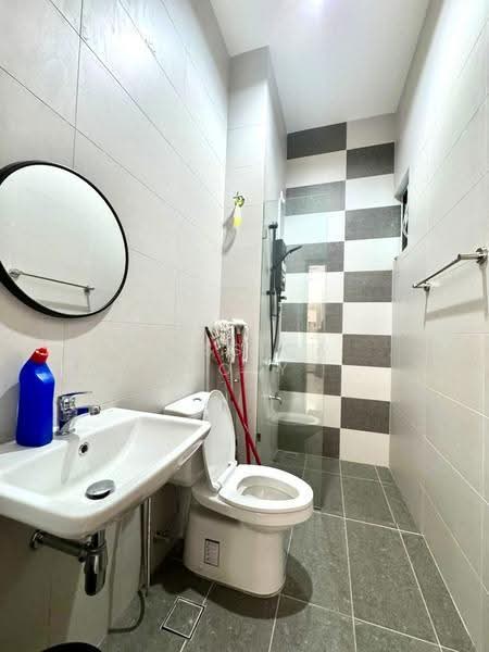 Rumah Kluster untuk Dijual di Johor Bahru (Johor) - Jessica Boey - Bathroom - PropertyGuru.com.my