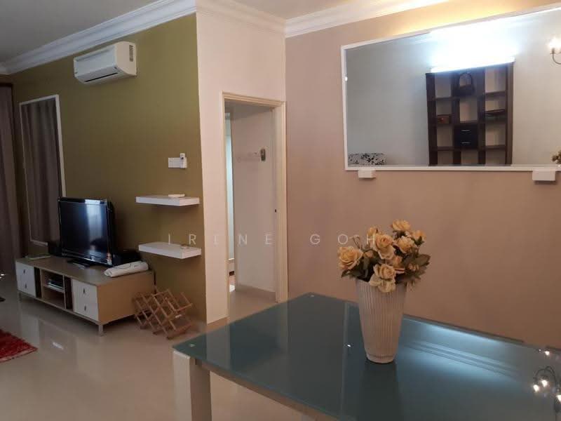 Kondominium untuk Disewa di Gurney Park Condominium - Irene Goh - Living Room - PropertyGuru.com.my