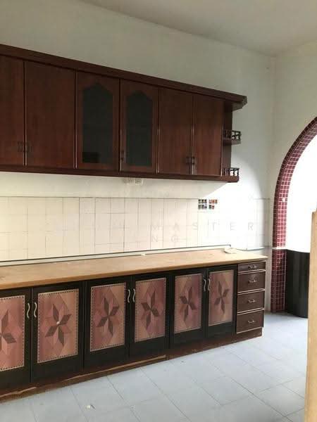 Rumah Teres 2-Tingkat untuk Disewa di Taman Sri Putri (Skudai) - Thom Master Ang - Kitchen - PropertyGuru.com.my